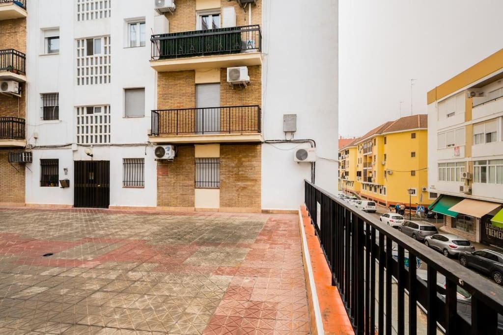 Apto Centrico, 2 Aparcamientos Privados, Bicis Sevilla Buitenkant foto