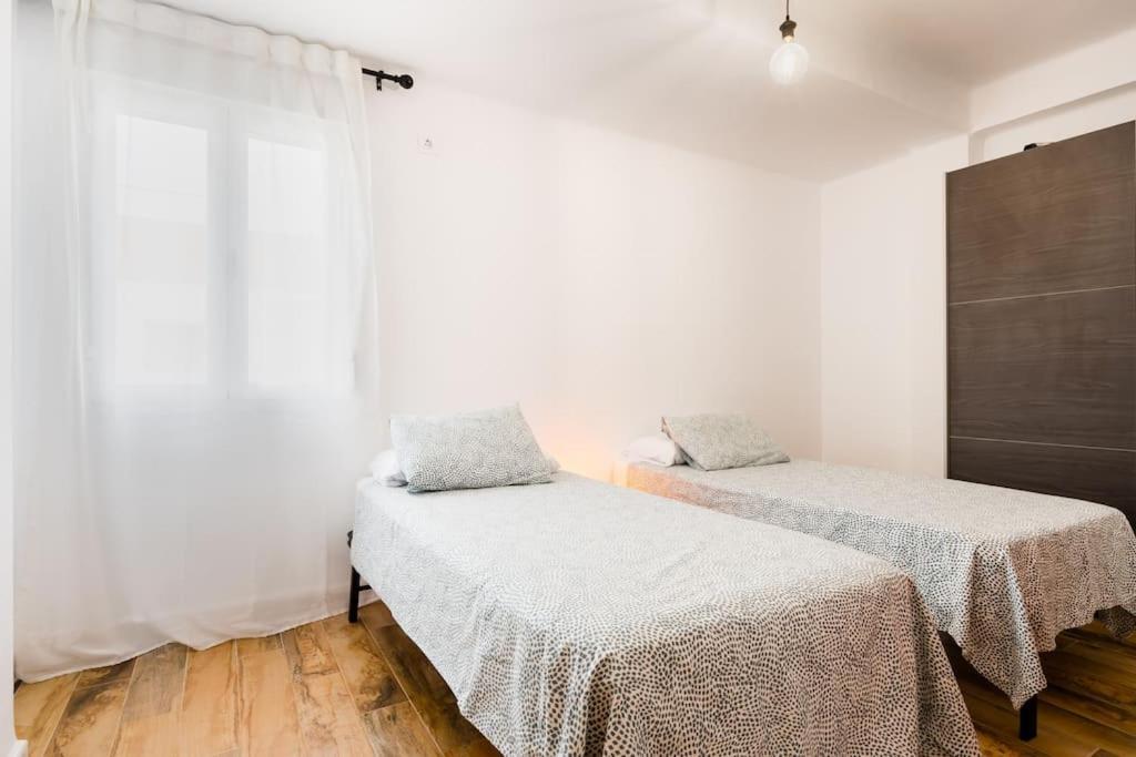 Apto Centrico, 2 Aparcamientos Privados, Bicis Sevilla Buitenkant foto