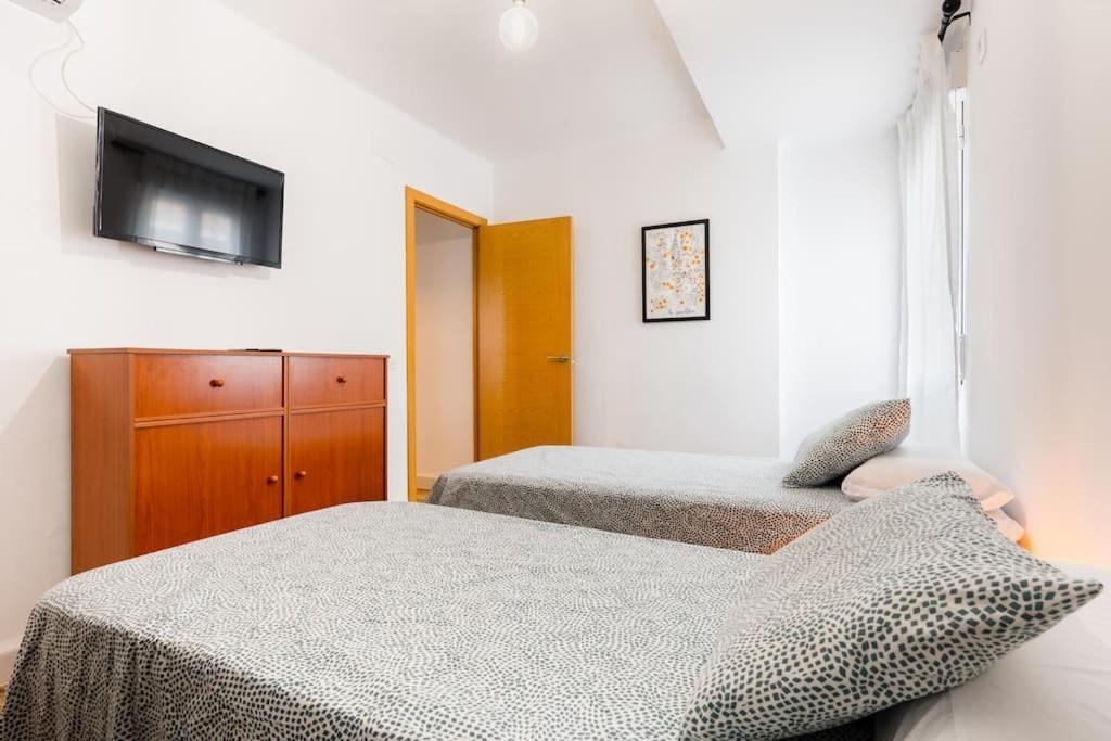 Apto Centrico, 2 Aparcamientos Privados, Bicis Sevilla Buitenkant foto